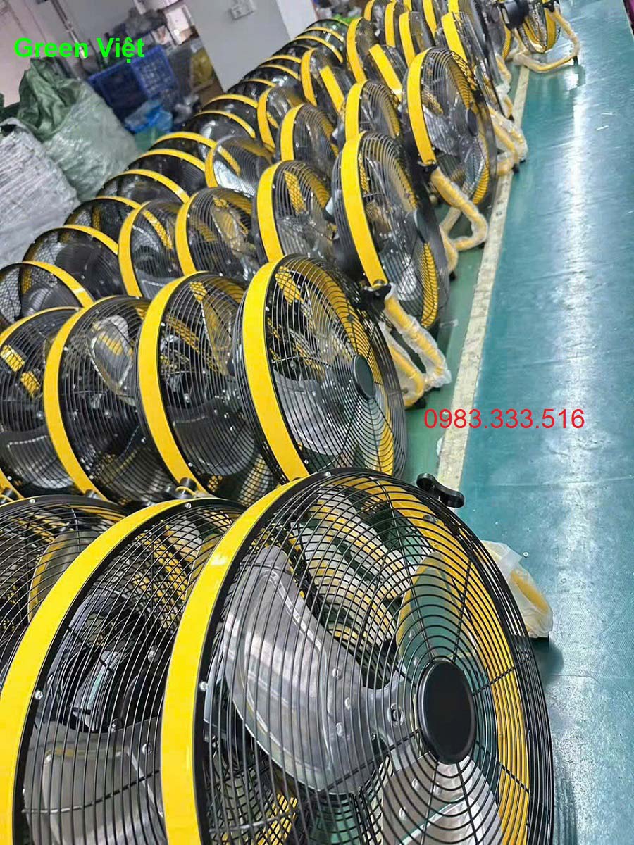 Quạt tích điện năng lượng mặt trời QNLV026 tốt