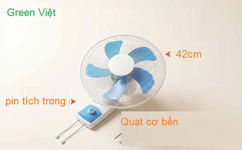 Quạt Treo Tường Năng Lượng Mặt Trời QTV-21