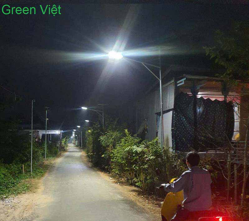 Đèn Đường Năng Lượng Mặt Trời 1000W G-ZL1000 Cao Cấp
