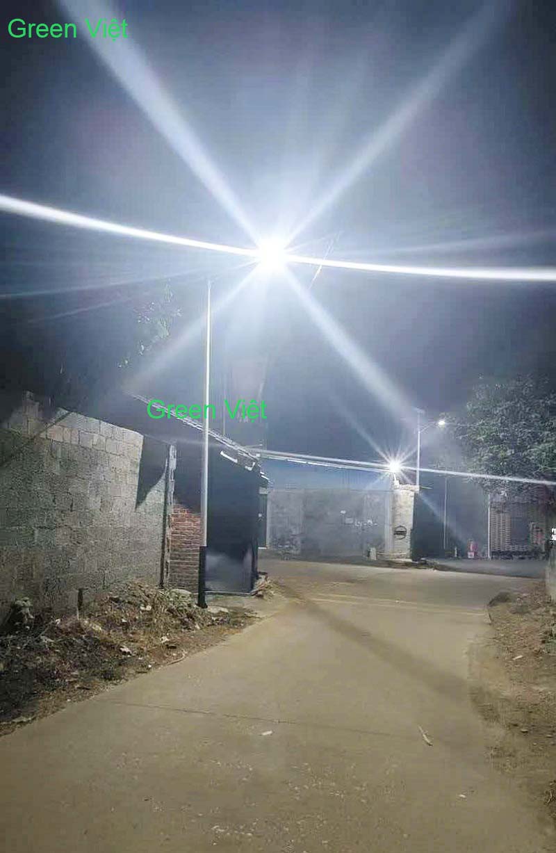 Đèn đường năng lượng mặt trời 300w DDLT-300 Green Việt