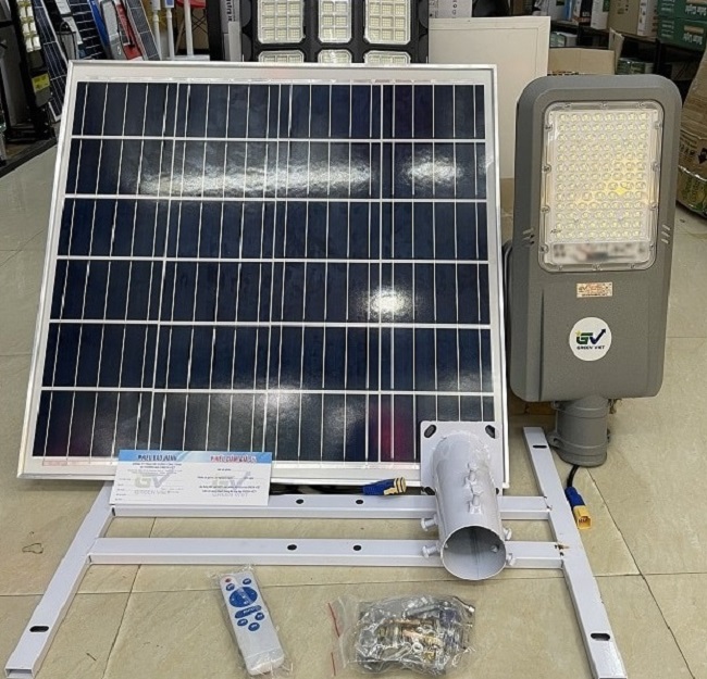 Đèn đường năng lượng mặt trời DNL01.CT 500W