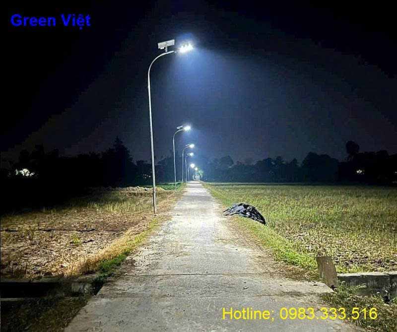Đèn Đường Năng Lượng Mặt Trời Dự Án 1000W DAN09
