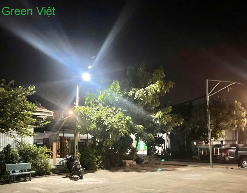 Đèn Đường Năng Lượng Mặt Trời Z98-1000W Cao Cấp