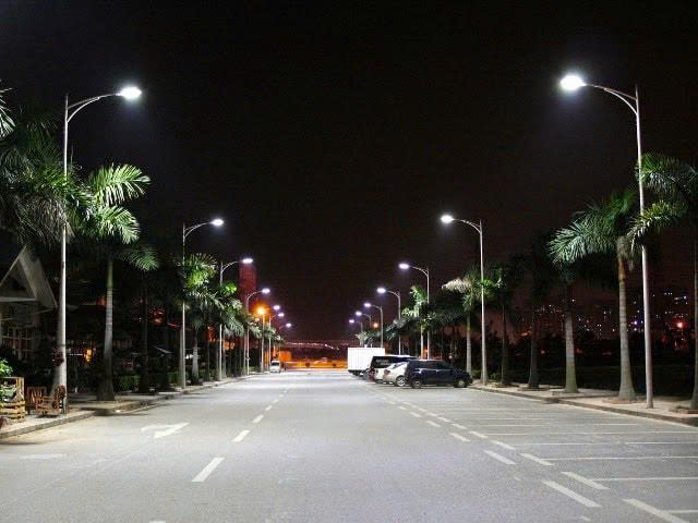 Đèn đường Led cao áp LNV-92 cao cấp chiếu sáng công trình và sân vườn