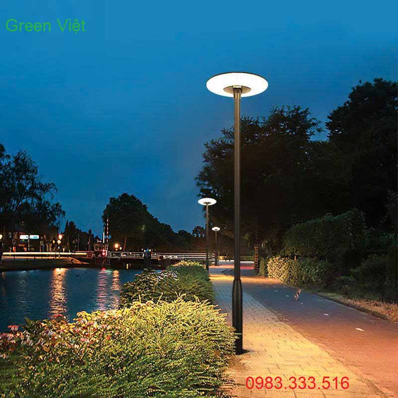 Đèn Năng Lượng Mặt Trời 1000W DSV-1000 Ánh Sáng Vàng Lắp Sân Vườn