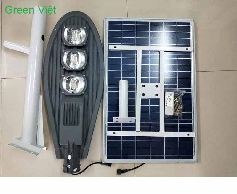 Đèn Năng Lượng mặt trời 150w L-150 chiếc lá