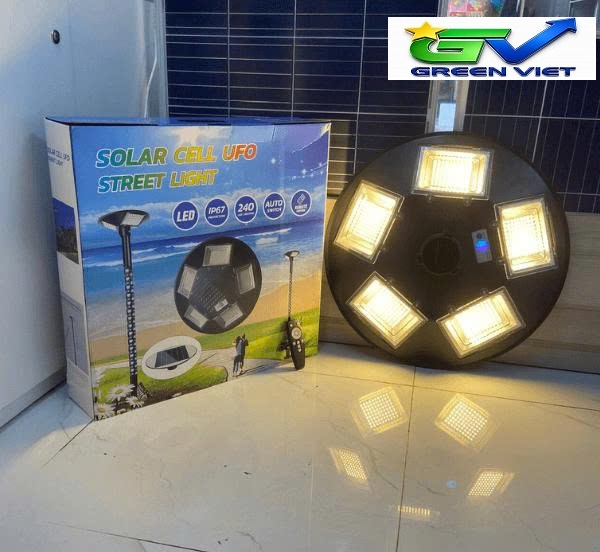 Đèn năng lượng mặt trời UFO 500w UFO-500S ánh sáng vàng
