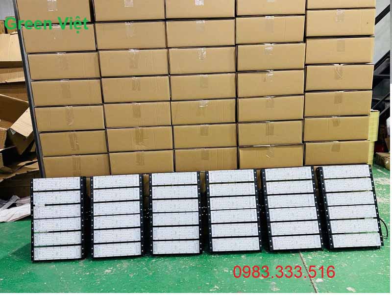 Đèn Pha Led 400W LPP-400 Sân Bóng, Nhà Xưởng
