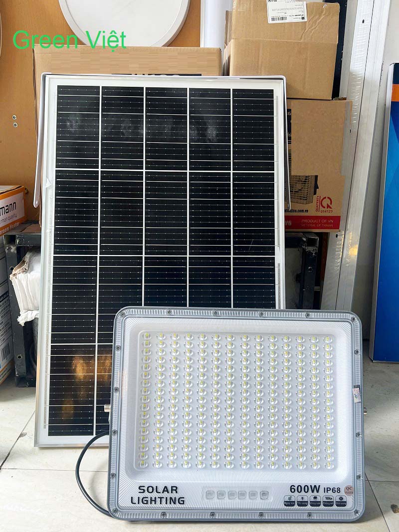 Đèn Pha Năng Lượng Mặt Trời 600W PN-600 Cao Cấp