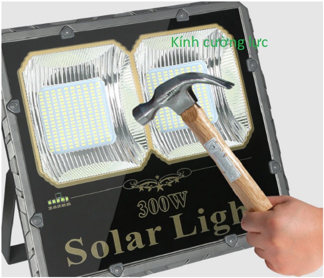 Đèn pha năng lượng mặt trời TS300 300W Cao Cấp