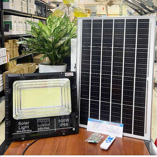Đèn Năng Lượng Mặt Trời DPLNMT24 Pha 500W Mới Nhất