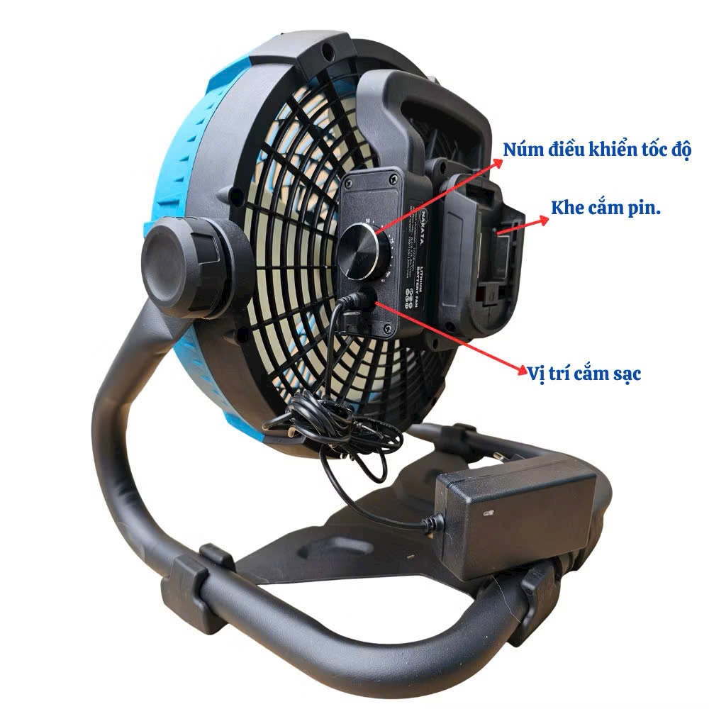 Quạt Tích Điện Siêu Bền Cho Chuyến Đi Du Lịch QT021