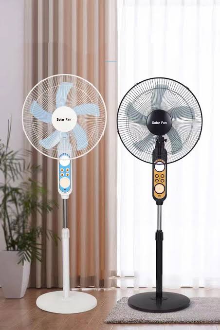 Quạt Cây Tích Điện Cao Cấp QTDT02