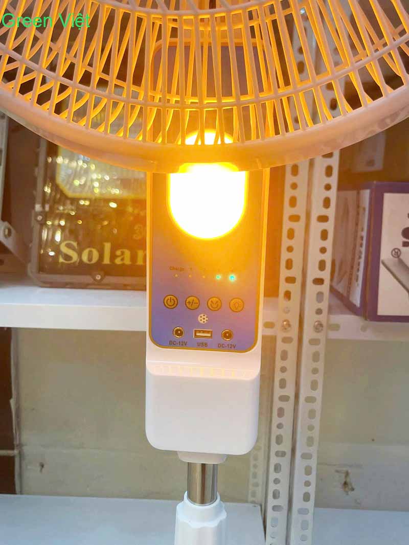 Quạt cây năng lượng mặt trời QCV08