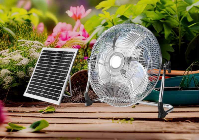 Quạt năng lượng mặt trời Q01A tích điện đa năng