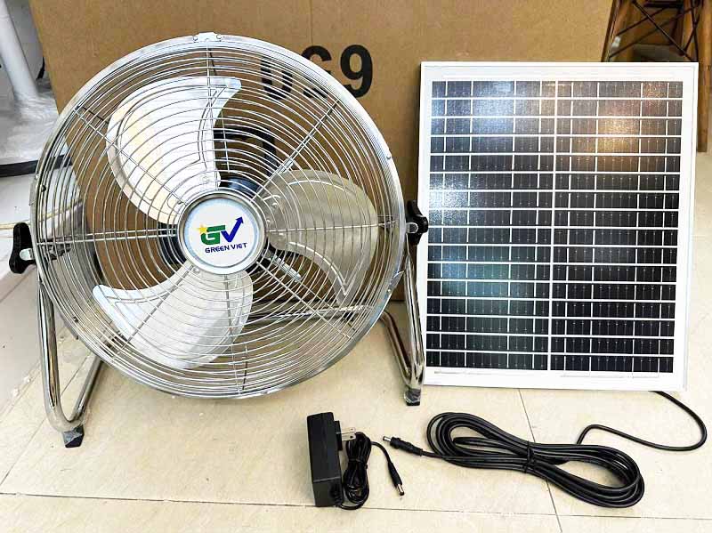 Quạt năng lượng mặt trời Q01A tích điện đa năng