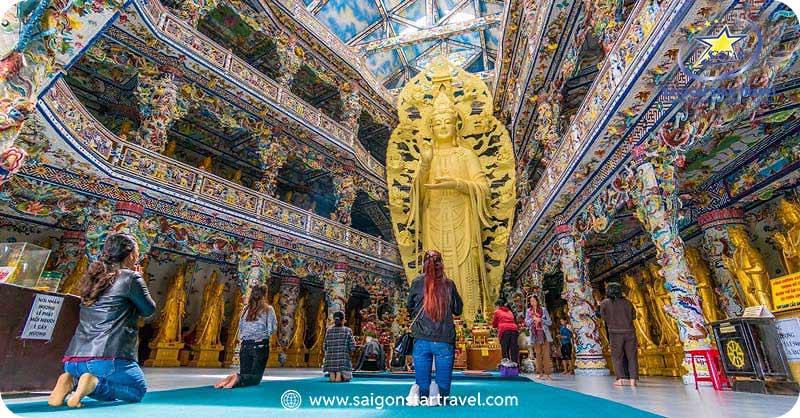 Tham quan Chùa Linh Phước - Chùa Ve Chai: Đi Tàu Hỏa Cổ & Khám Phá 18 Tầng Địa Ngục