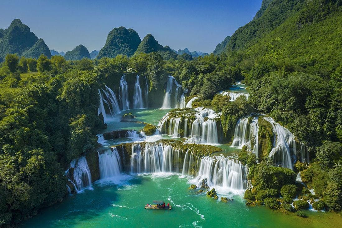 Tour du lịch hồ Ba Bể – Thác Bản Giốc 3 ngày 2 đêm