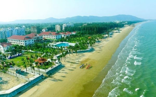 Quên Sầm Sơn đi đến với biển Hải Tiến Thanh Hóa