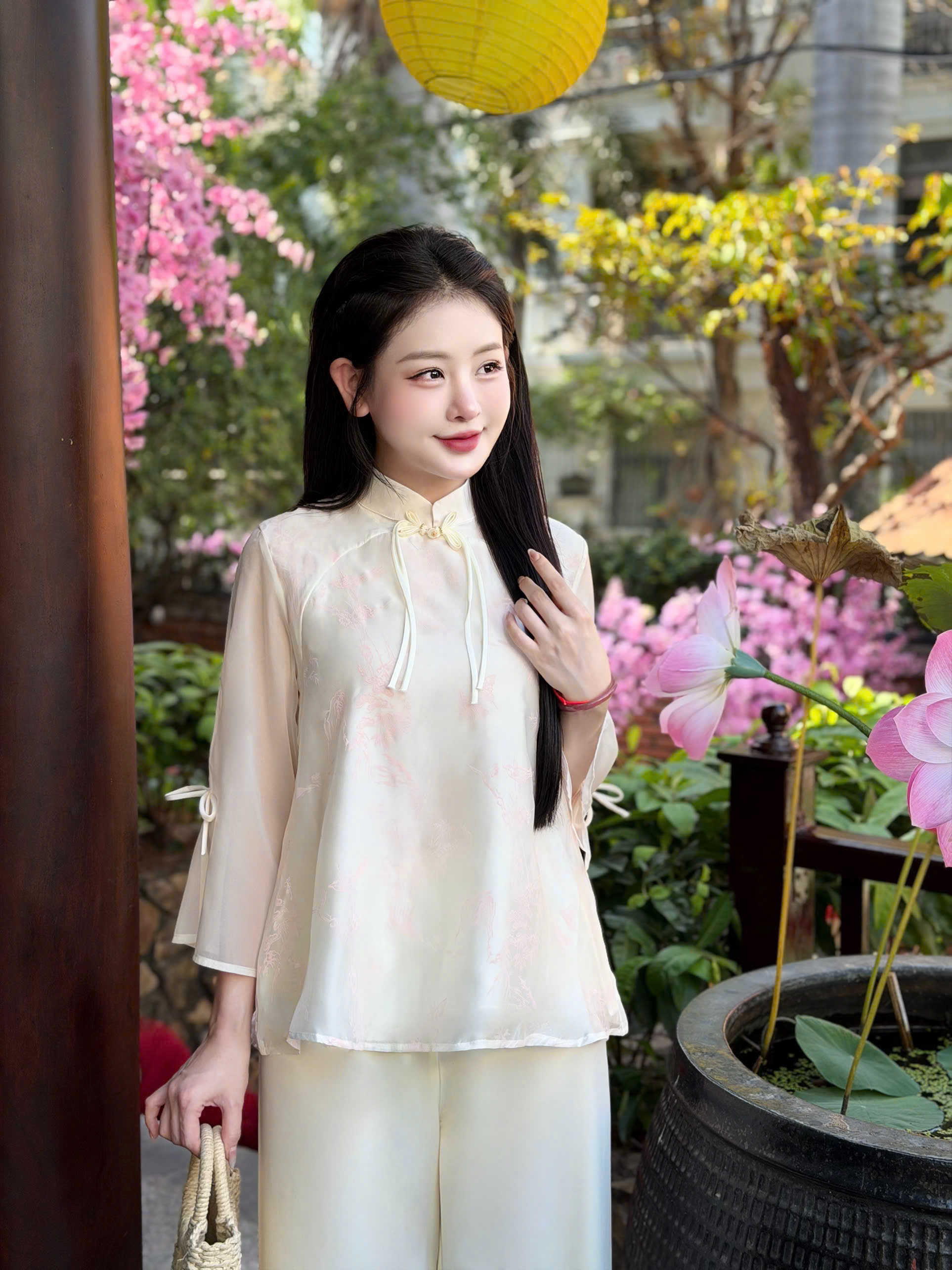 Bộ Cổ Tàu Dây Nơ Tơ Ngọc Trai Màu Be