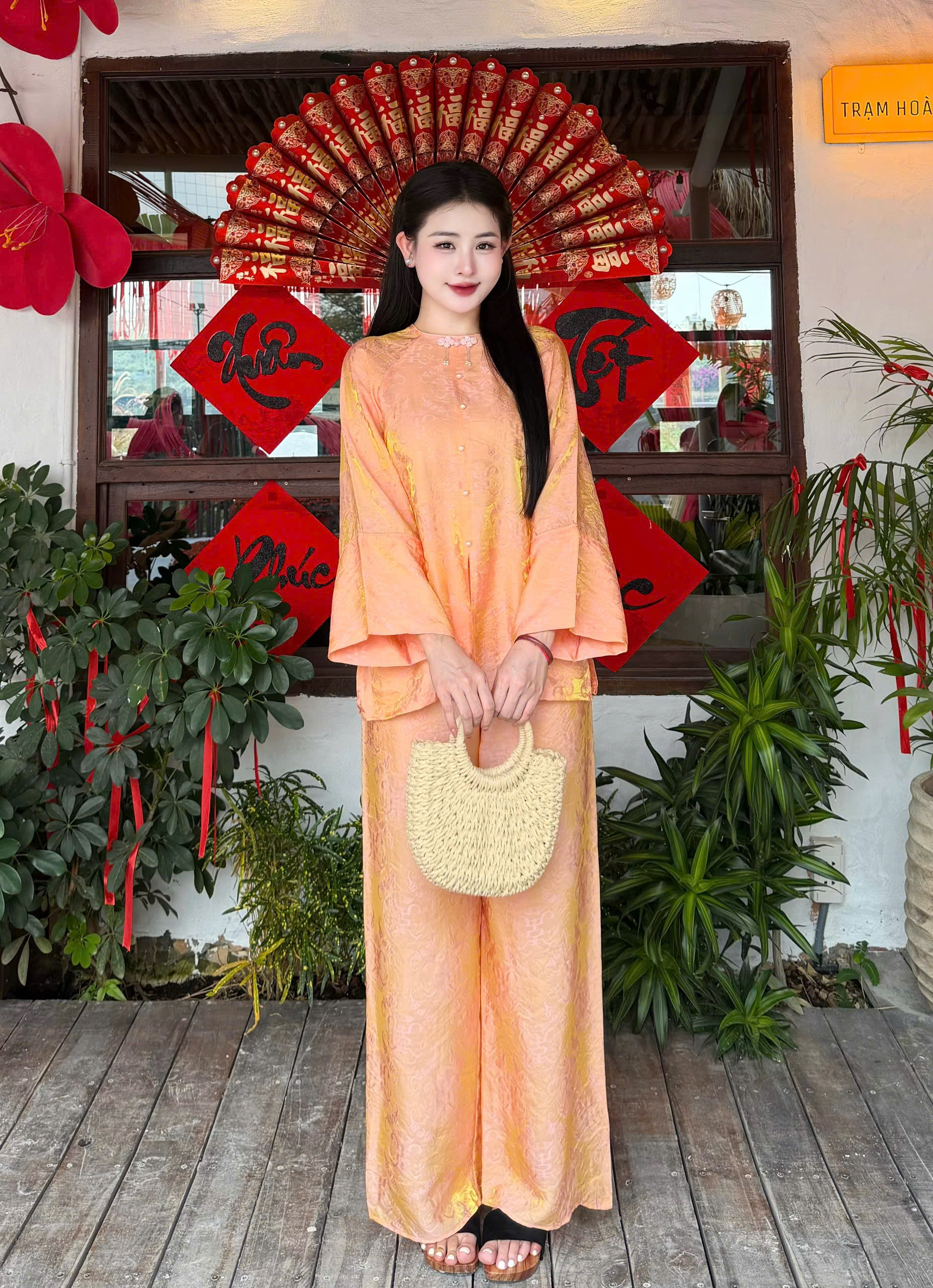 Bộ Cổ Tròn Cúc Nơ Tằm  Lụa Thọ Hồng Cánh Sen