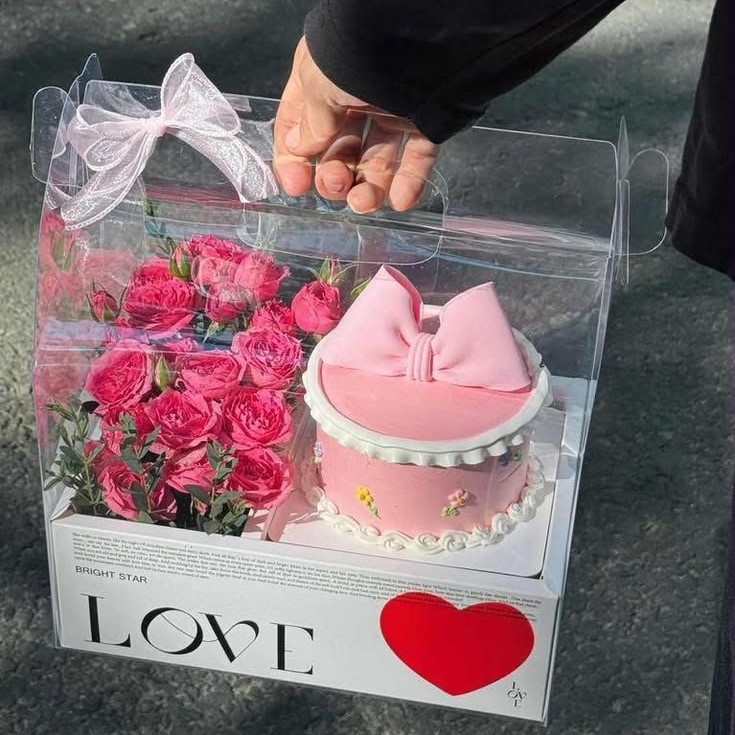 Hộp 2 Ngăn Bánh Và Hoa ( Trắng Love )