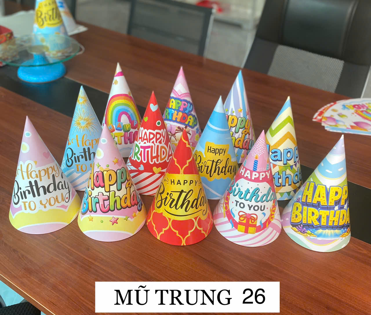 MŨ TRUNG 26