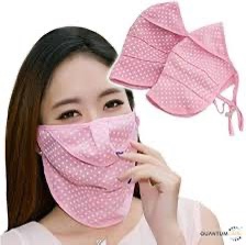 Khẩu trang chấm bi nhật