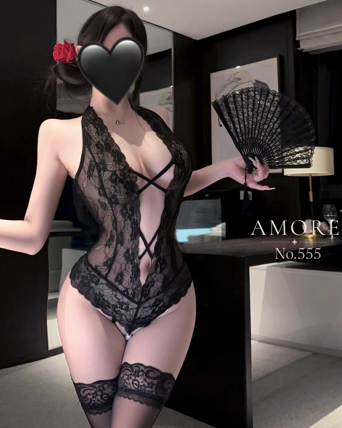 V555 Váy ren tiểu thư
