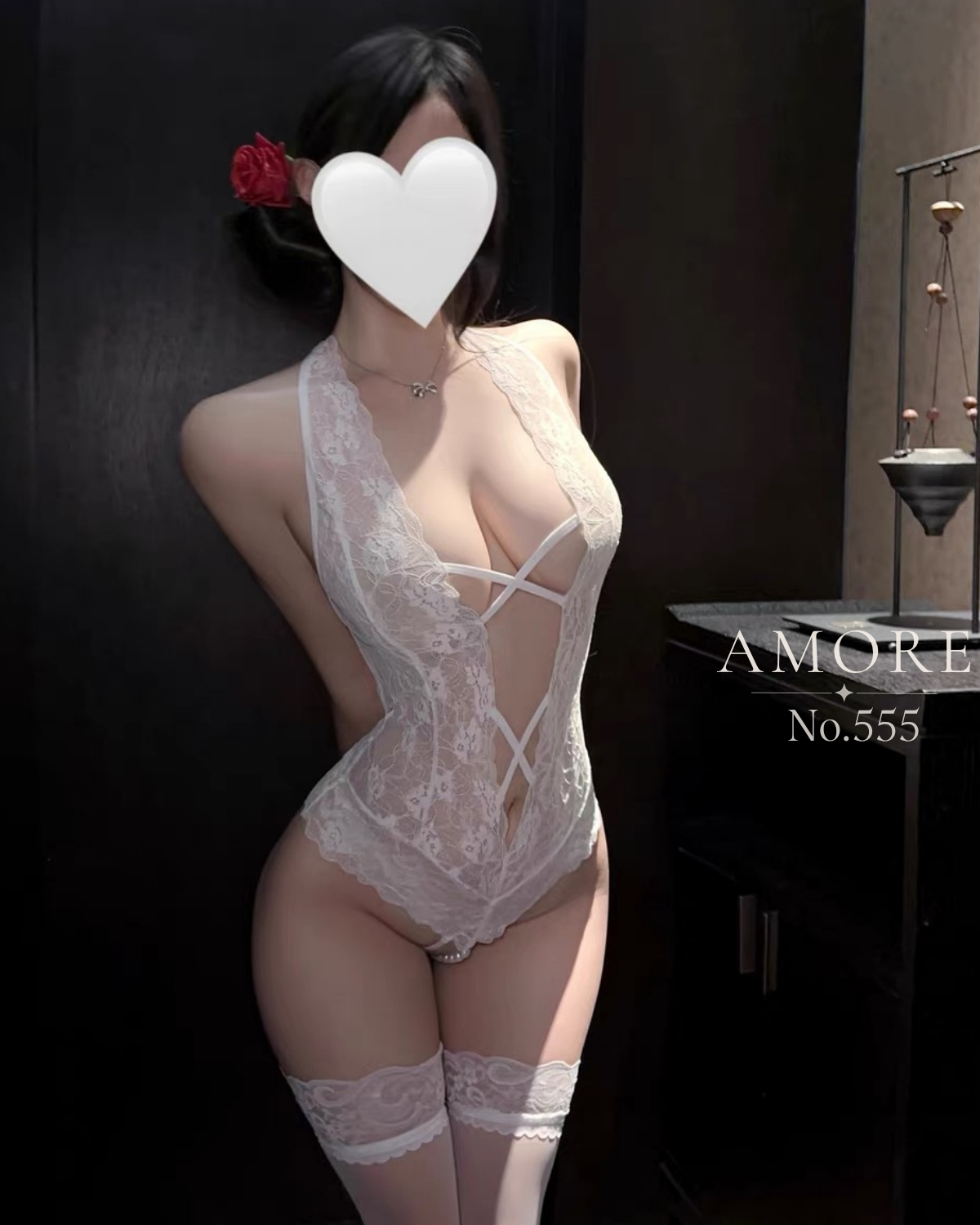 V555 Váy ren tiểu thư