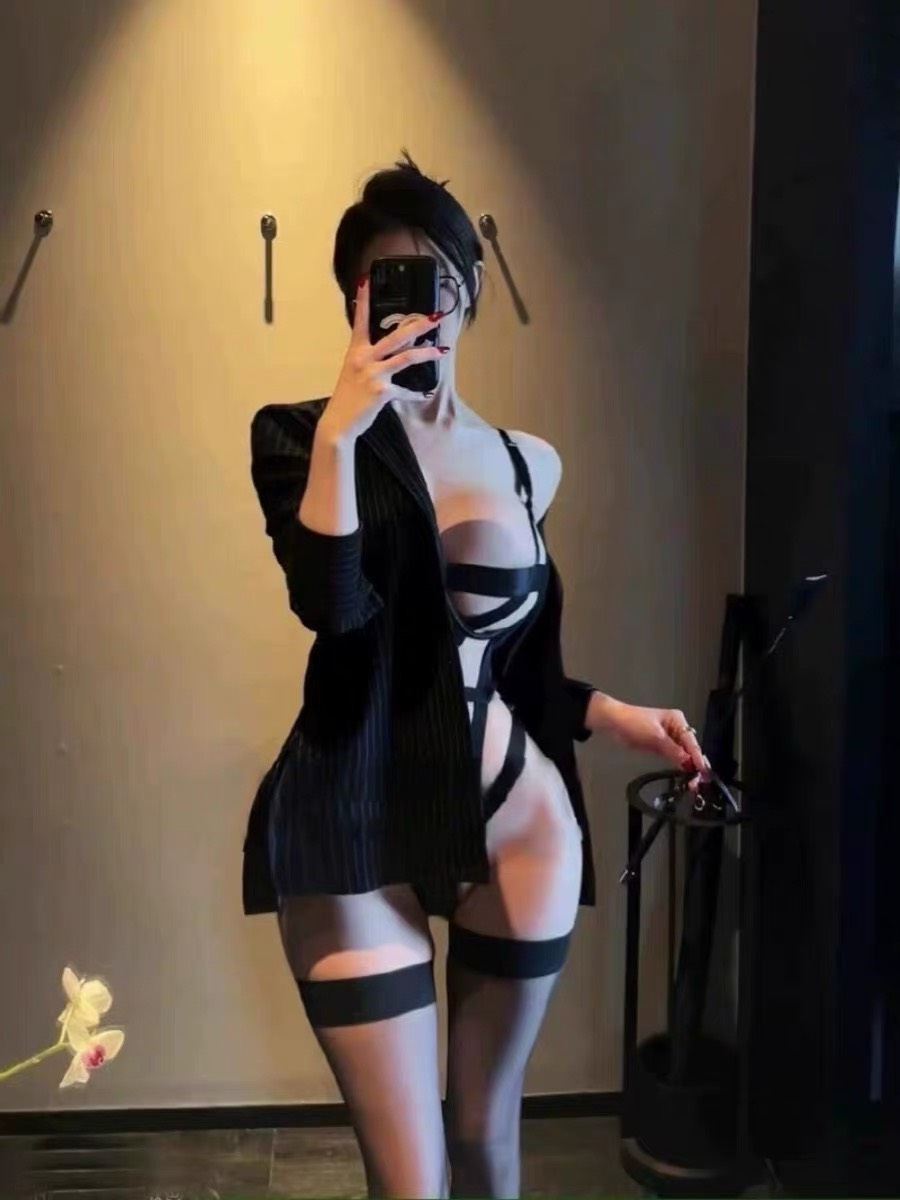 V256