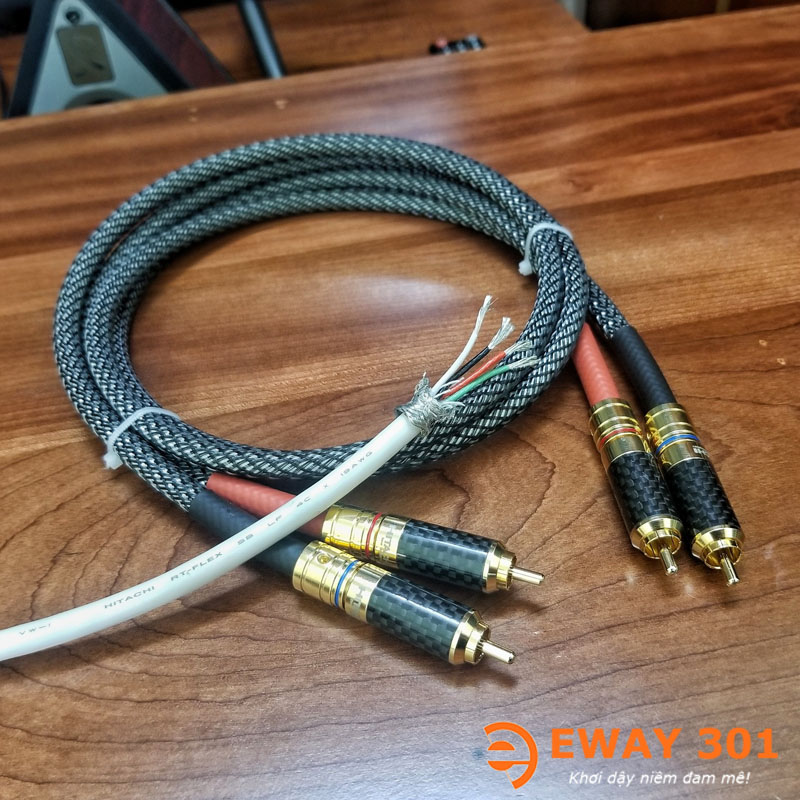 Dây AV Hitachi 4 Lõi Chống Nhiễu Mạ Bạc Jack Khóa Ren Thông Minh - Dài 1m