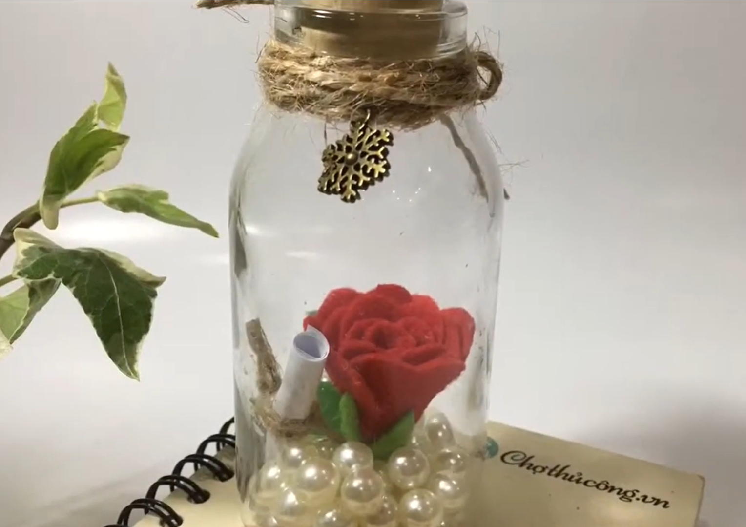 Trang trí lọ thủy tinh dễ thương