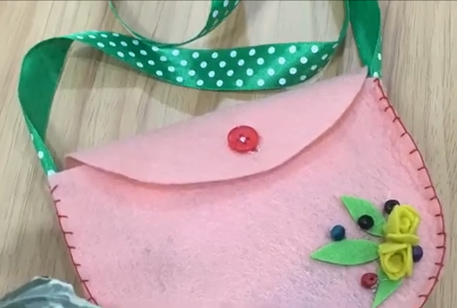 Hướng dẫn làm túi ví từ vải nỉ handmade