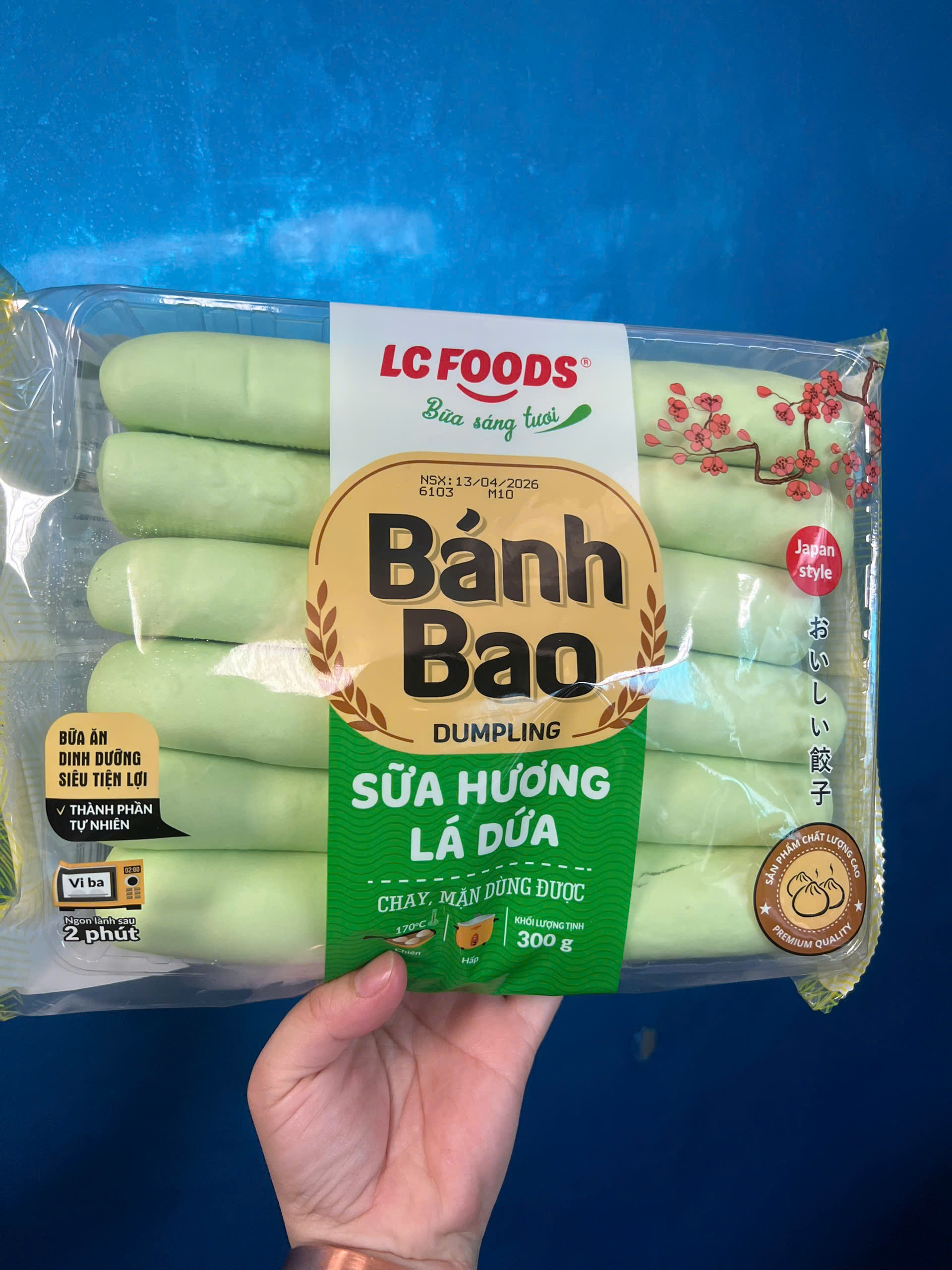 Bánh bao không nhân lá dứa (12c / 300g / Gói)