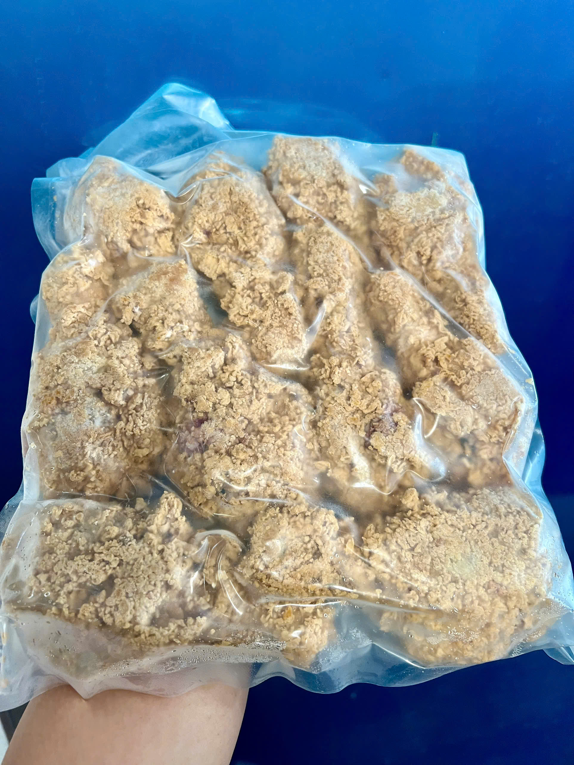 Đùi gà rán size M Kitkool (10 cái / 1.3kg / Gói)