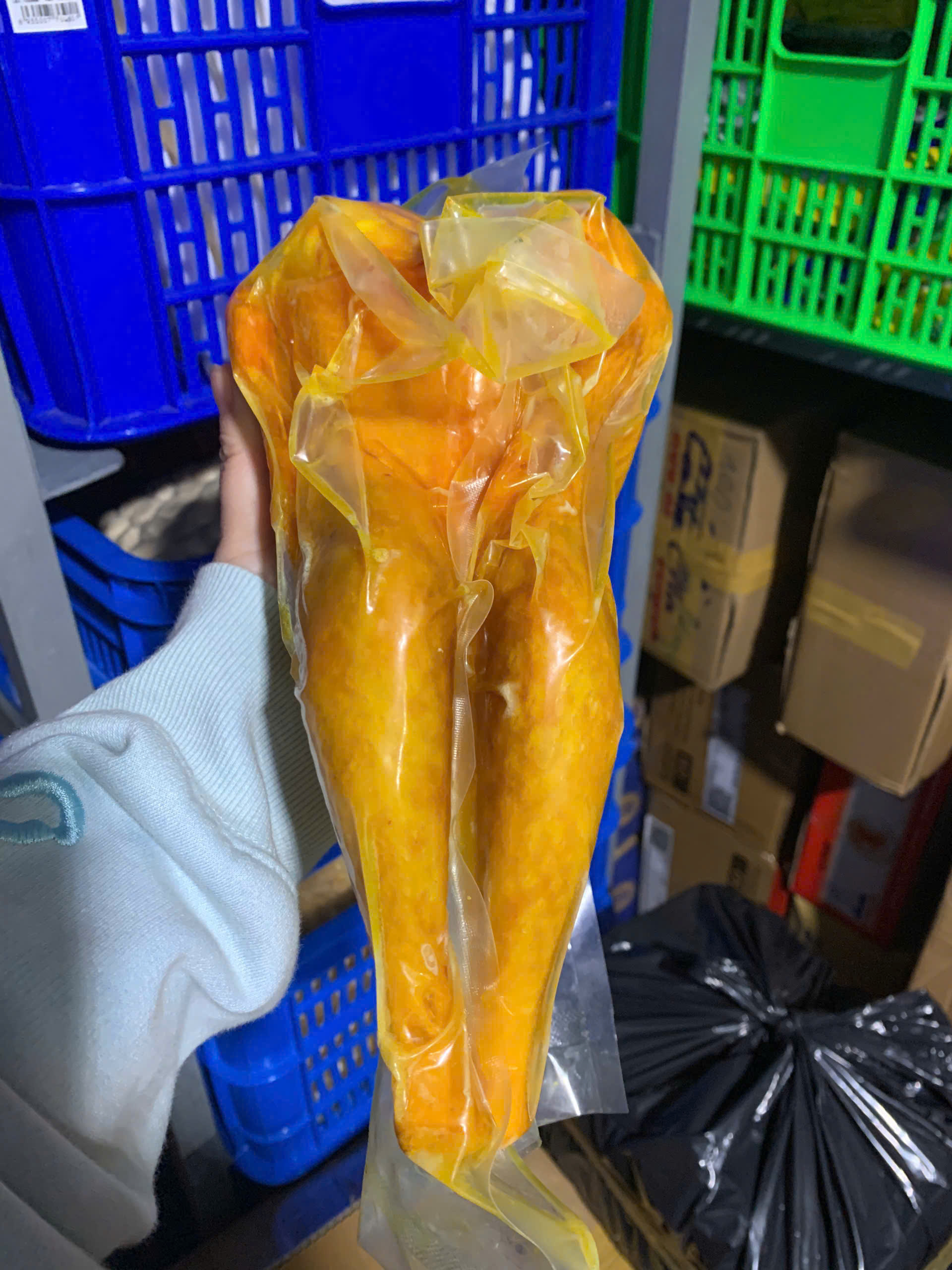 Gà ủ muối KO ĐẦU