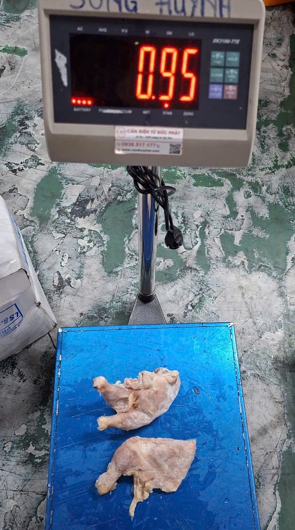 Góc tư nhỏ Tyson (~15kg / Thùng)