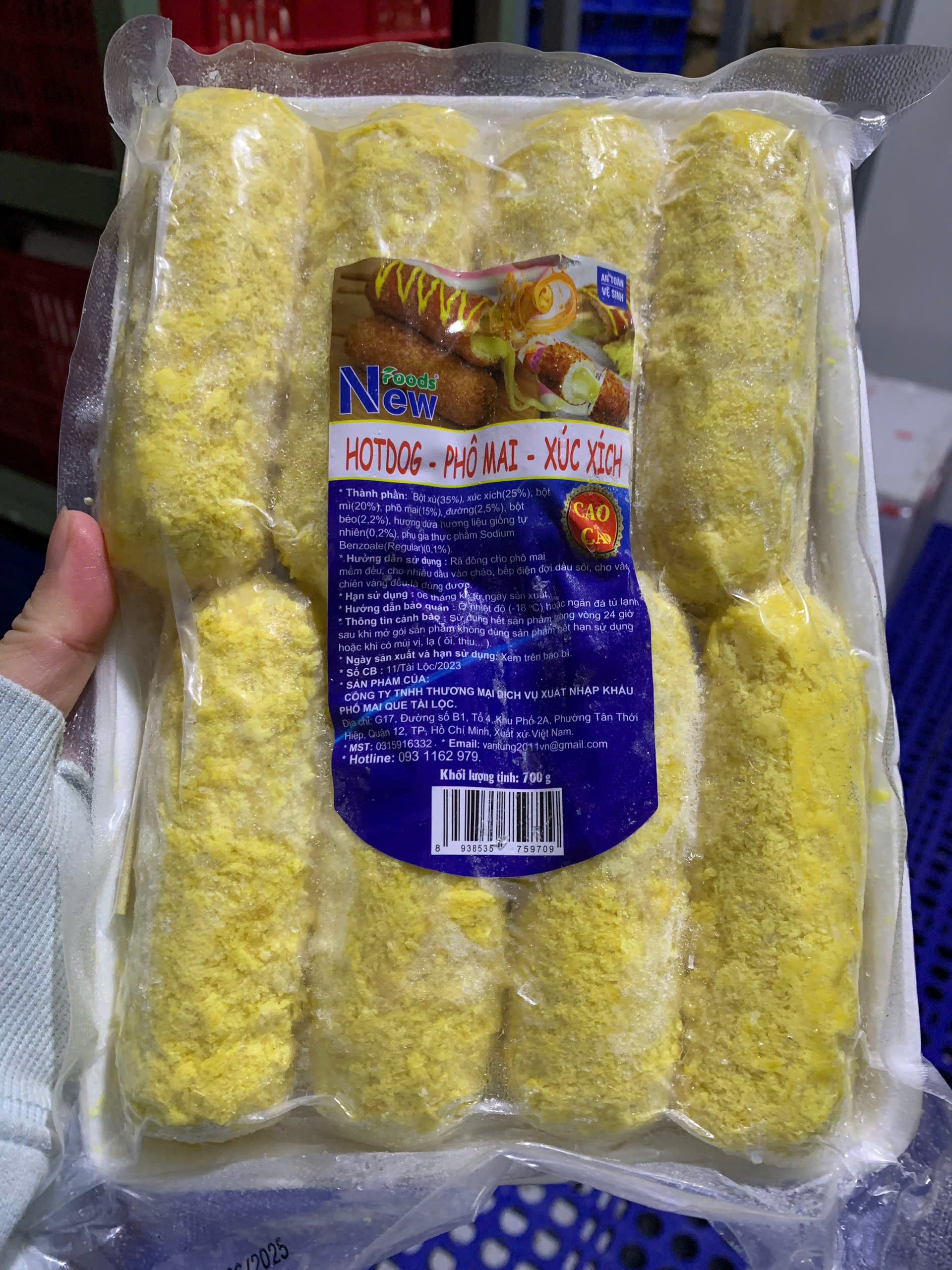 Hotdog phô mai NewFood (8 que / 770g / Gói)