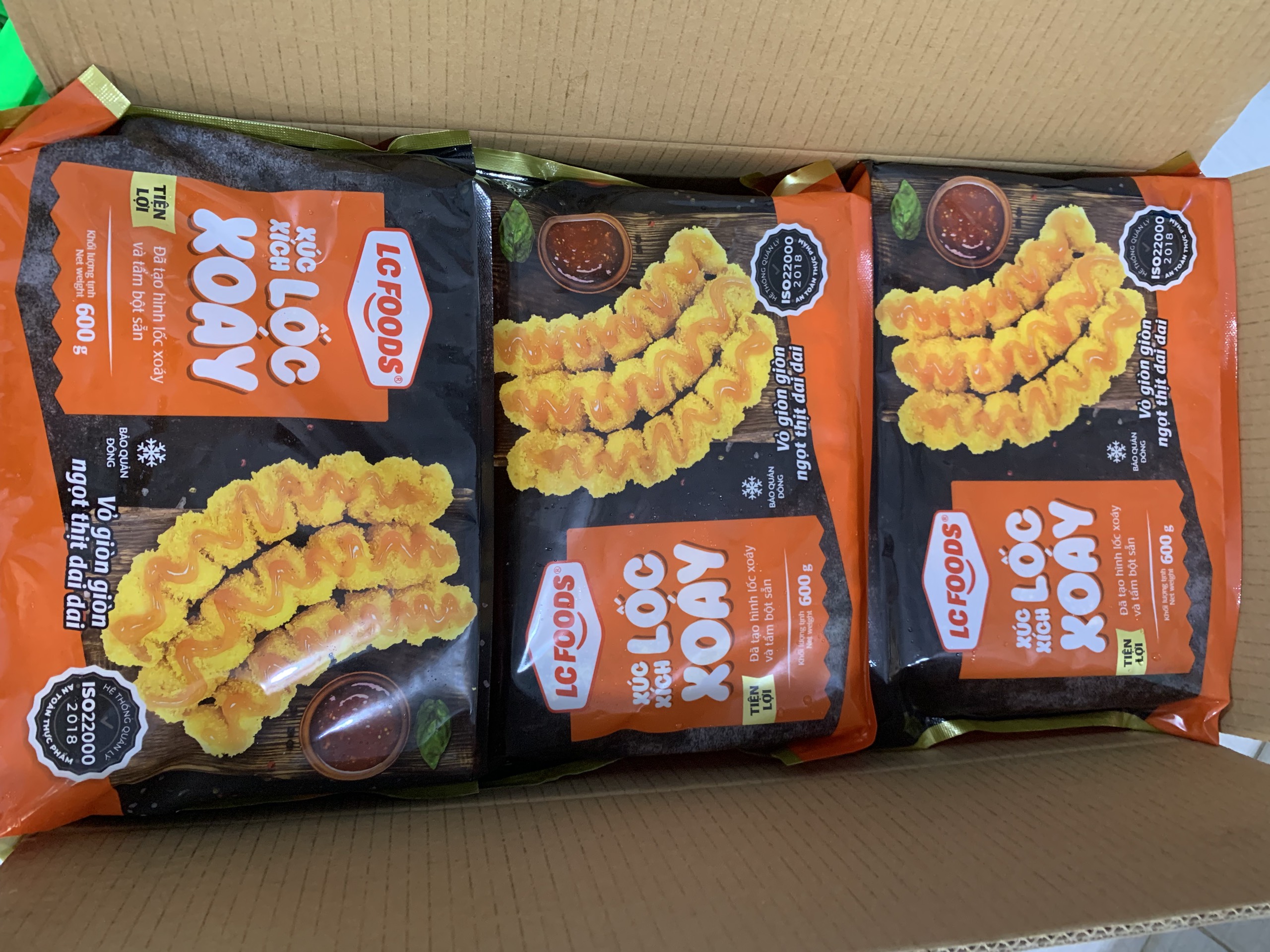Xúc xích lốc xoáy LC (10 cái / 600g / Gói)