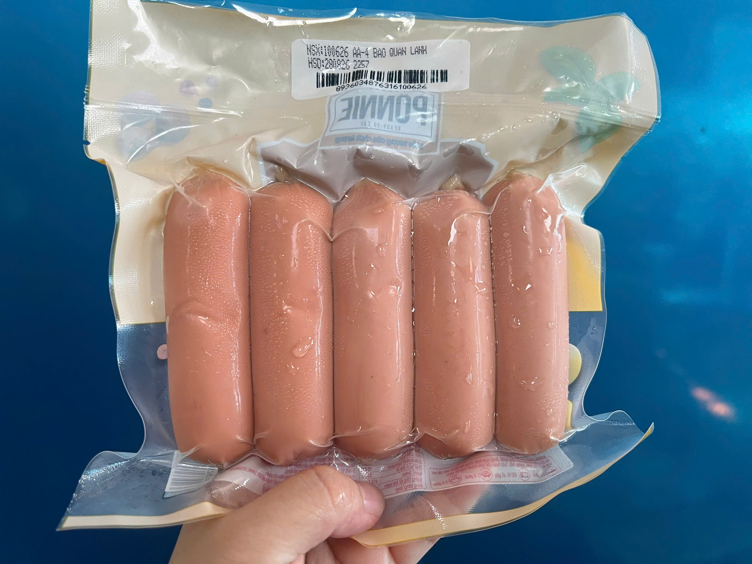 Xúc xích xông khói Ponnie MeatDeli (5 cây / 250g / Gói)
