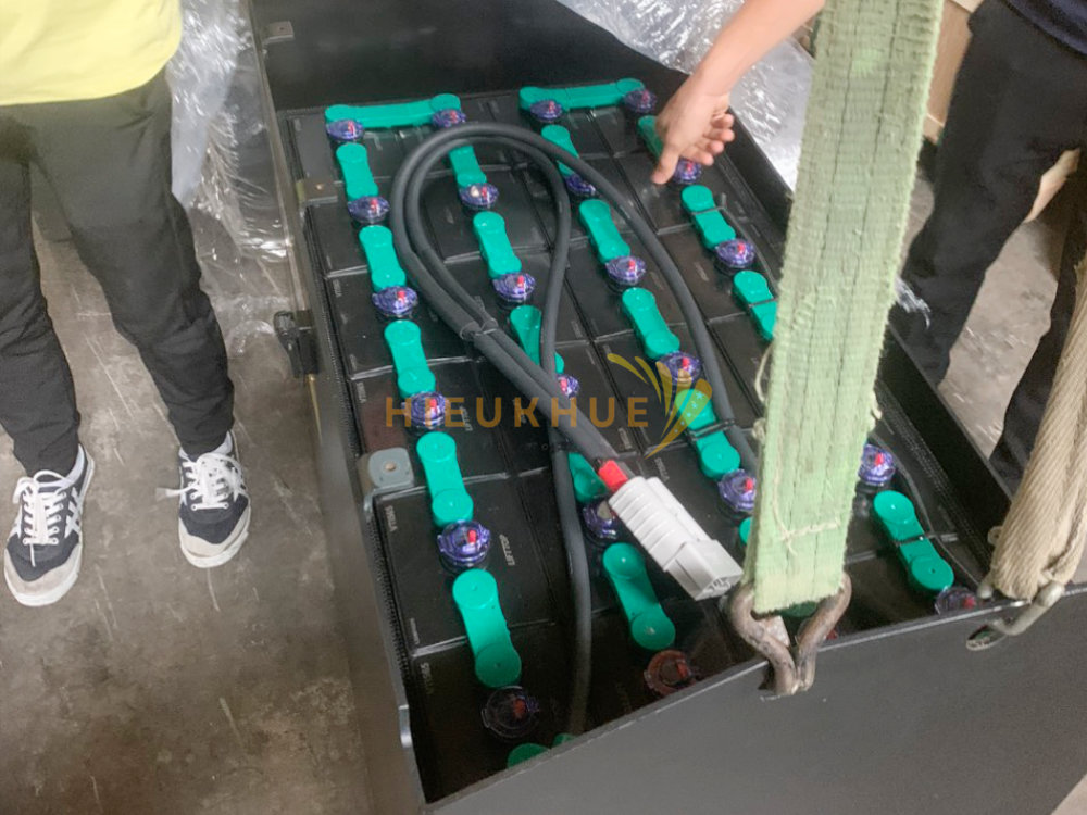 Bình điện xe nâng LIFTTOP 48V-565Ah Model VTI565 Độ Bền Cao, Giá Tốt