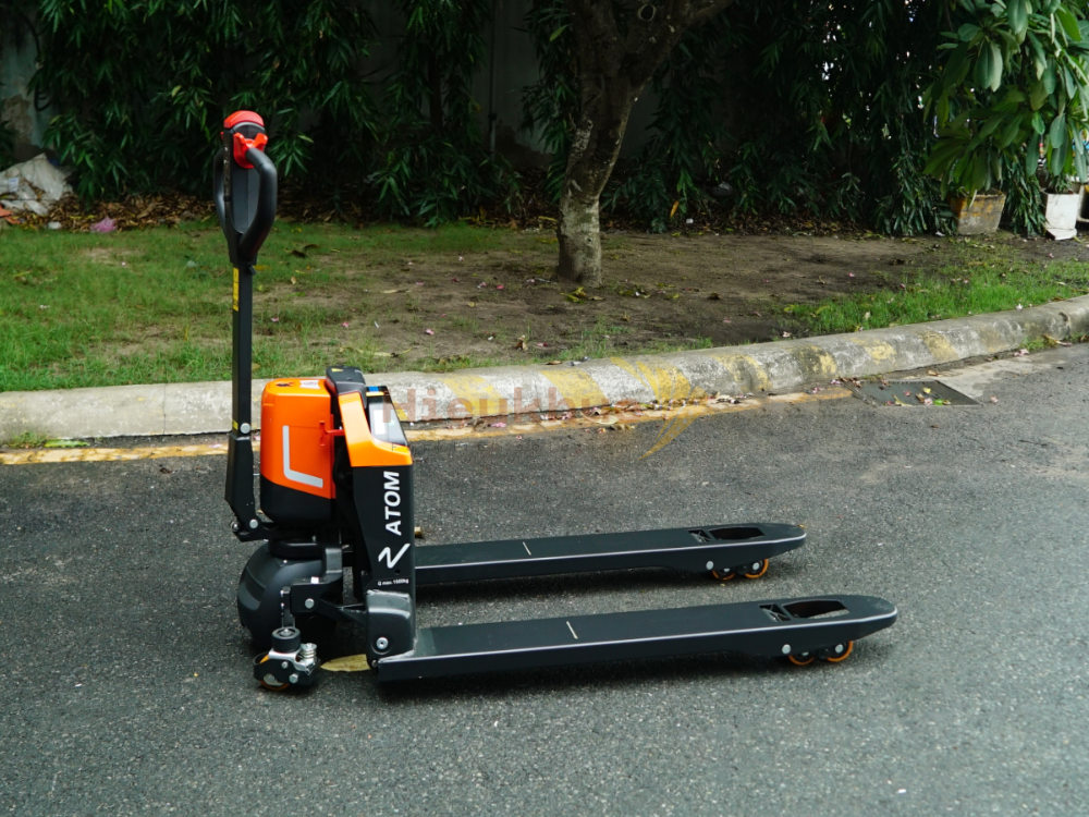 Xe nâng tay điện 1.5 tấn NOBLELIFT PTE15Q-A