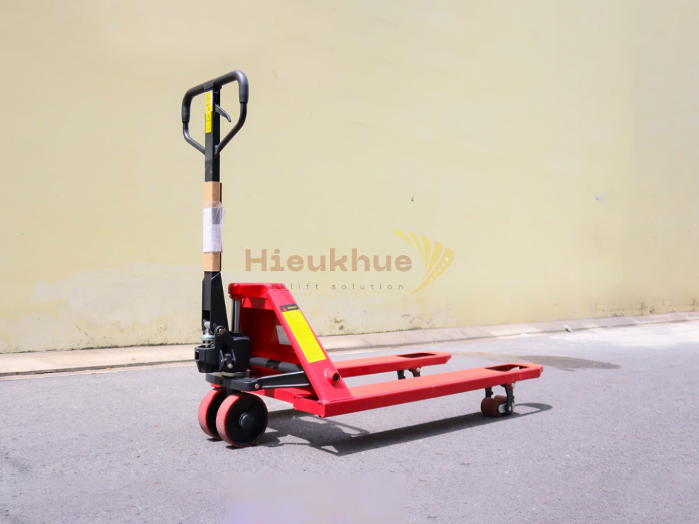 Xe nâng tay thấp 2.5 tấn TAIHU Model HTA25