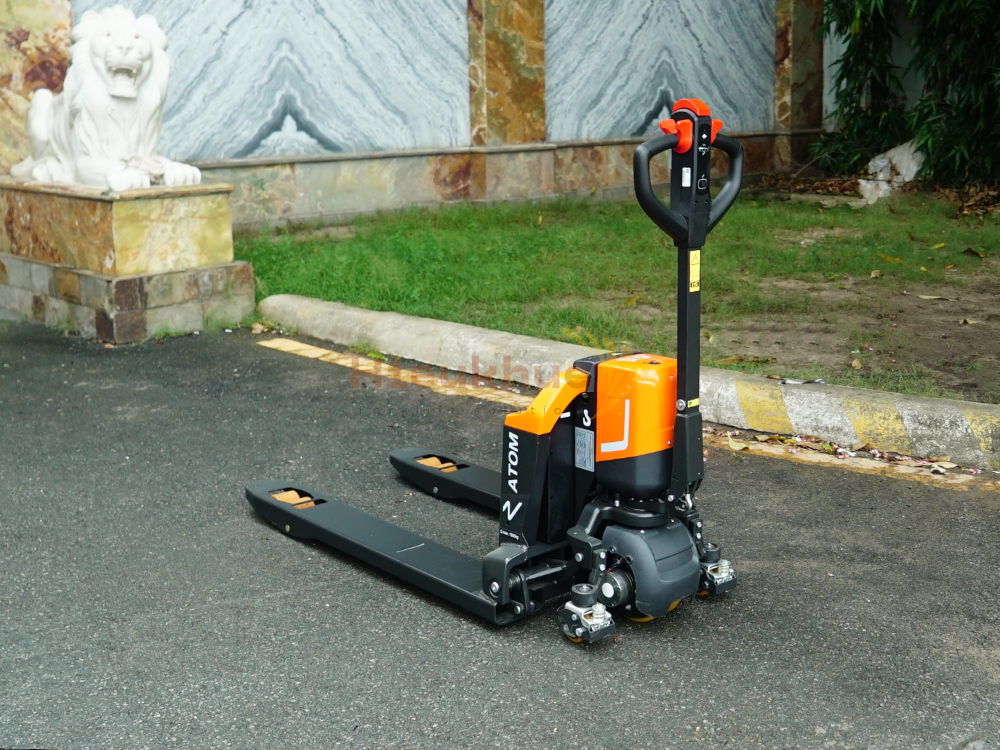 Xe nâng tay điện 1.5 tấn NOBLELIFT PTE15Q-A