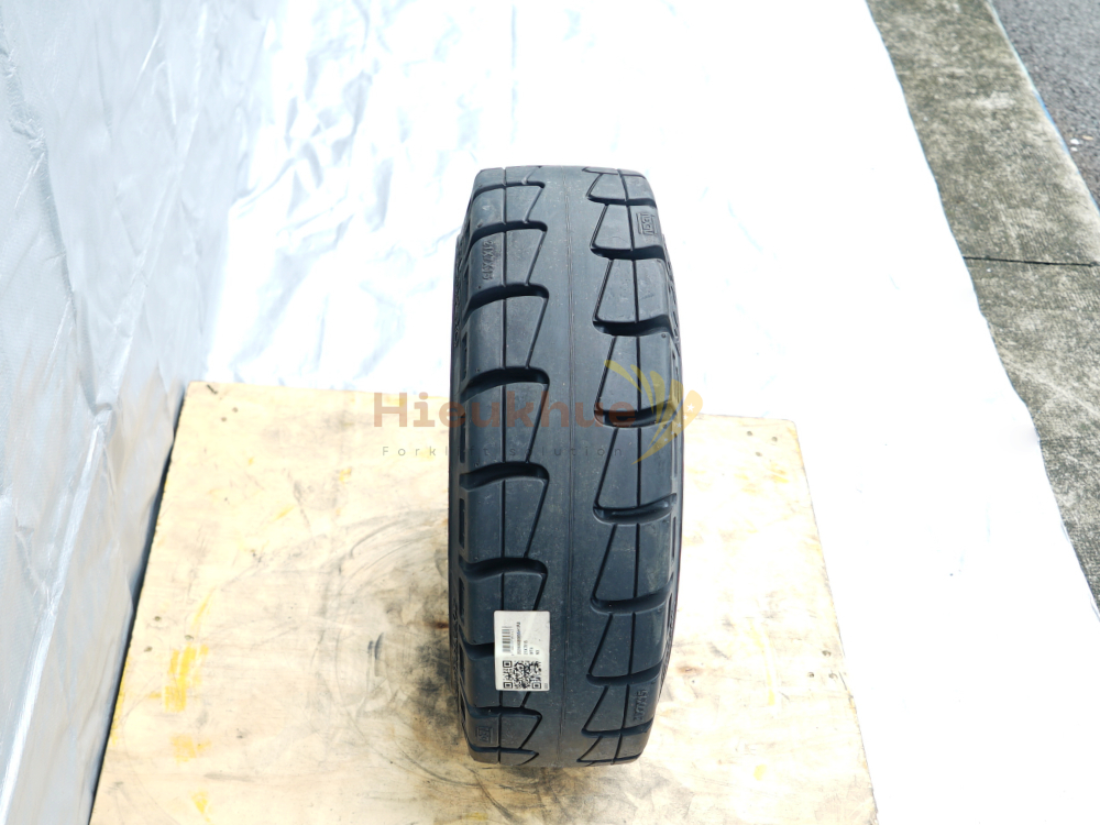 Lốp đặc xe nâng hiệu NEXEN SOLID PRO MTP size 21x7x15 (533x178x381) Hàn Quốc