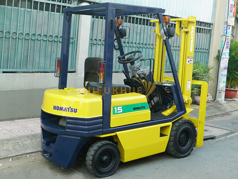 Xe nâng xăng KOMATSU FG15-15