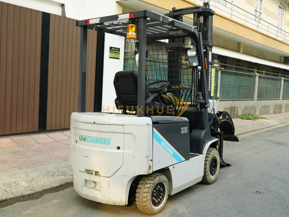 Xe nâng điện ngồi lái UNICARRIERS FB25-8