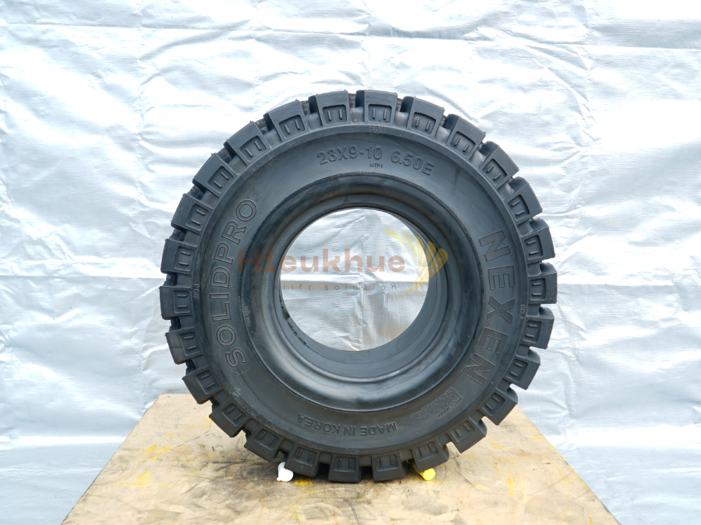 Lốp đặc xe nâng hiệu NEXEN SOLID PRO MTP size 23x9-10 Hàn Quốc