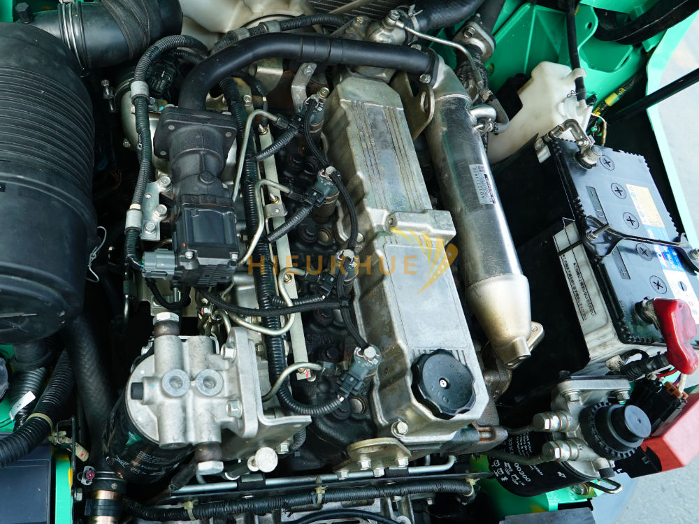 Xe nâng dầu MITSUBISHI FDE20T